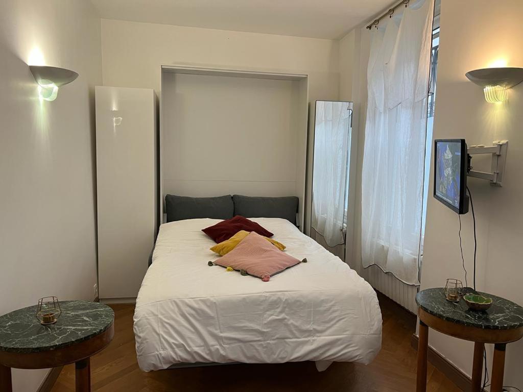 Apartment De Charme De Verneuil Paris
